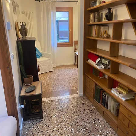 Ca'filo' Venetian Refuge In The Venetian District Apartment