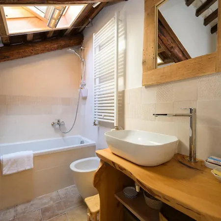 Apartment Ca'filo' Venetian Refuge In The Venetian District Venice